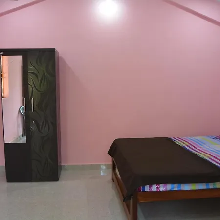 Chill Out Home Morjim Exterior photo