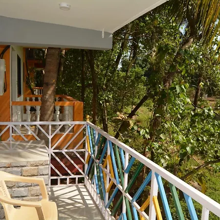 Chill Out Home Morjim Exterior photo